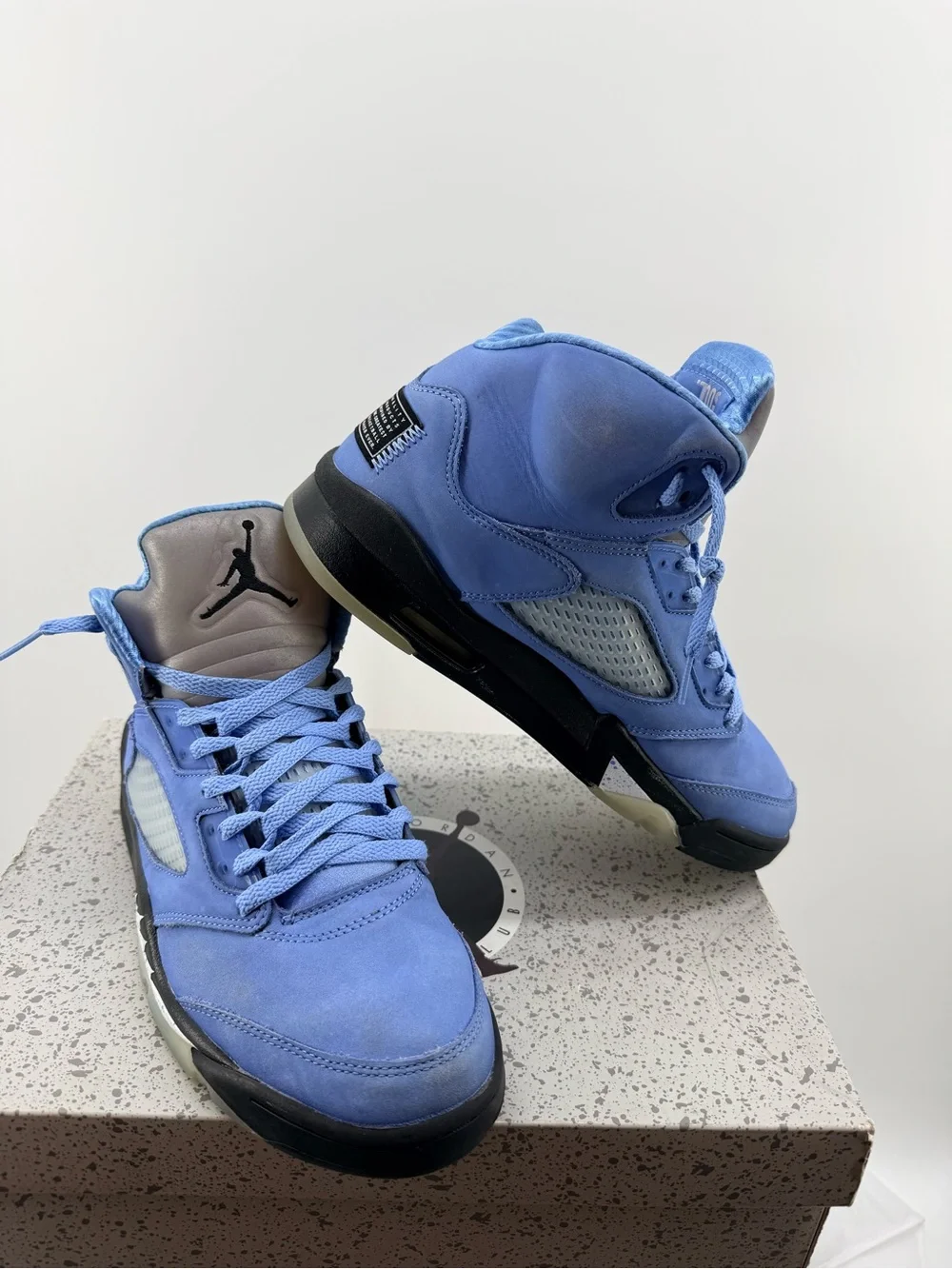 Jordan 5 Retro UNC University blue Size 10.5M